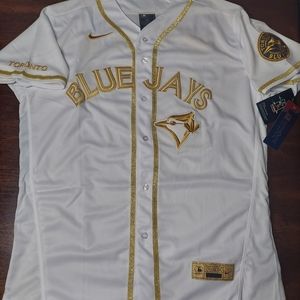 Vladimir Guerrero Jr. #27 Toronto Bluejays White/Gold Jersey. NWT..